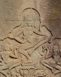 07 DSC0685 Bayon  Apsara relief at Bayon Temple