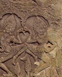 16 DSC0673 Bayon  Apsara relief at Bayon Temple